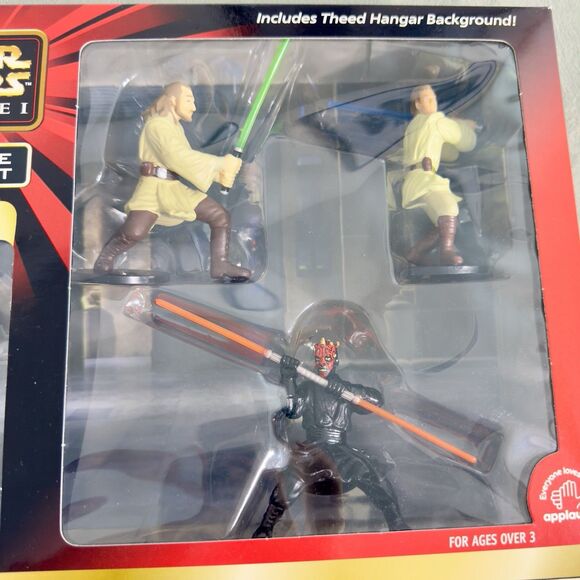 Star Wars Episode 1 Theed Hanger Figurine Gift Set Darth Maul Obi Wan Kenobi - Picture 2 of 7